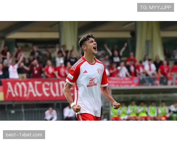 约书亚基米希中场调度组织核心 拜仁队长领导作用至关重要